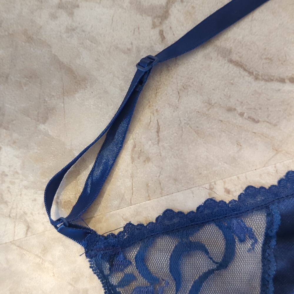 Ashley Taylor Midnight Blue Lace Chemise - Picture 7 of 8